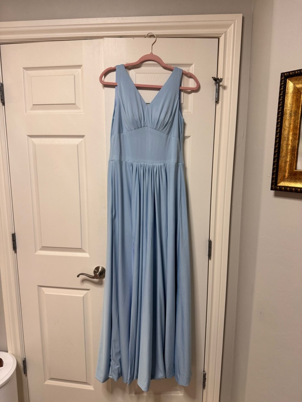Sleeveless Light Blue V-Neck Maxi Dress - Elegant Evening Gown